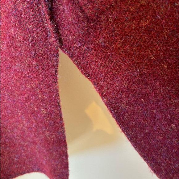 Patrizia Luca Burgundy Cardigan with Black Fur Cuffs - Picture 8 of 8